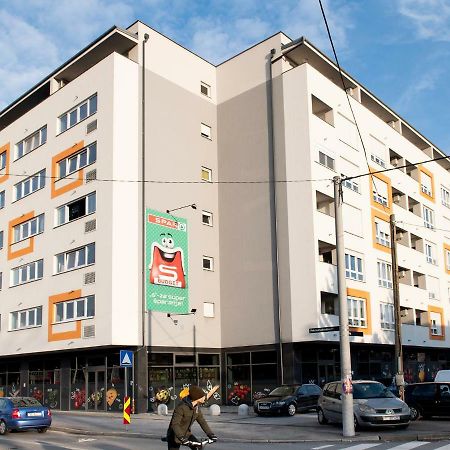 Flexible Selfcheckins 9 - Zagreb - Garage - Electric Vehicle Ccharger - Loggia - New - Apartments Repinc 9 Екстериор снимка